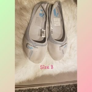 Puma flats